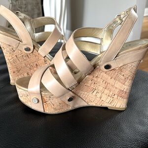 GUESS SANDAL WITH CORK WEDGE